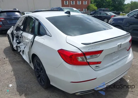 2022 Honda Accord Sport 2.0T z USA, uszkodzony, nr VIN 1HGCV2F33NA013503